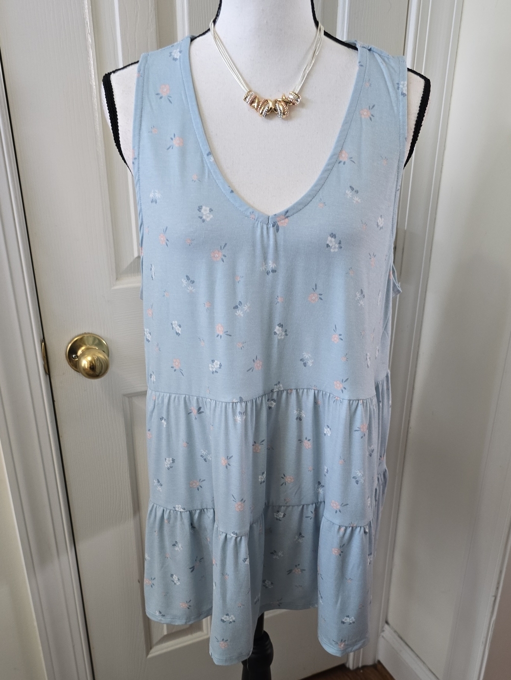 A:GLOW BRAND WOMEN'S BLUE FLORAL SLEEVELESS MATERNITY TOP SIZE XL